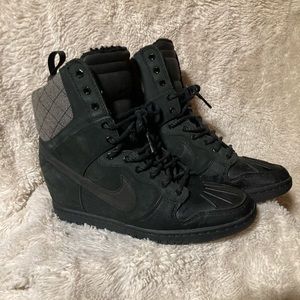 Waterproof Nike wedge boots Sz 8US